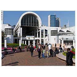 hong kong kowloon park chinese family walking  photo stock