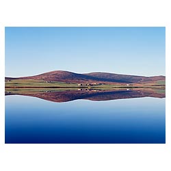 Kirbister Loch - NOSW reservoir farm and cottages  photo 