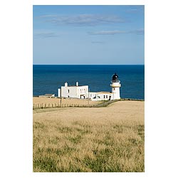 Todhead Point Lighthouse - Lighthouse on North Sea coast  photo 